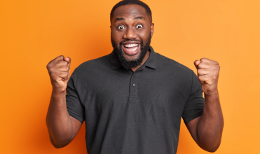 Il est crucial de bien gérer votre calendrier de déclarations et de paiements pour éviter les pénalités de retard. Mettez en place des rappels pour ne pas oublier vos échéances. Conservez tous les justificatifs de paiement et déclarations en cas de contrôle.